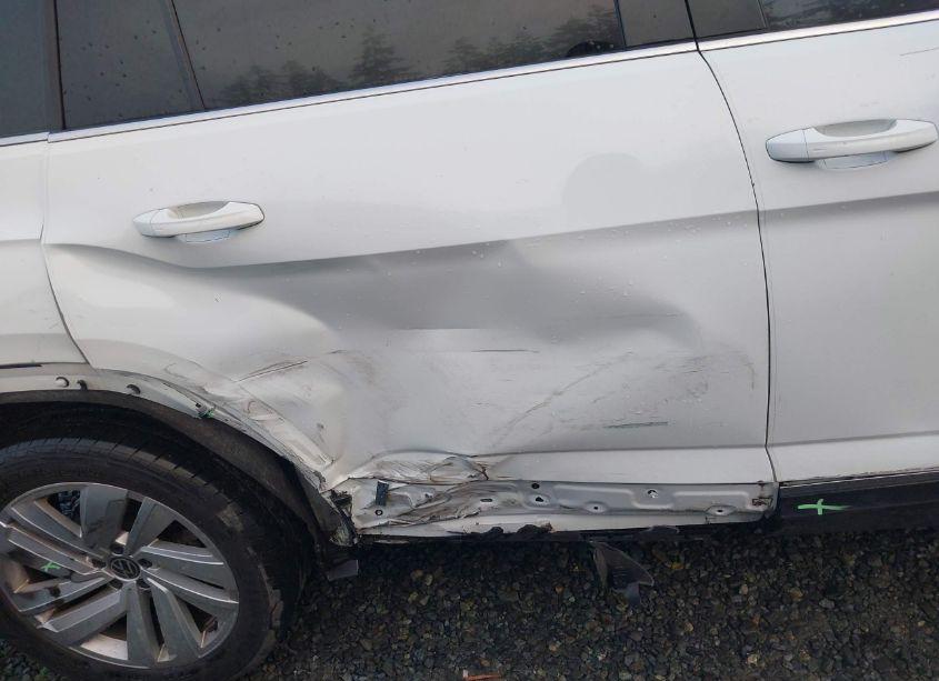 Photo 6 of 2021 Volkswagen Atlas 2.0T SEL (VIN 1V2BP2CA5MC515681)