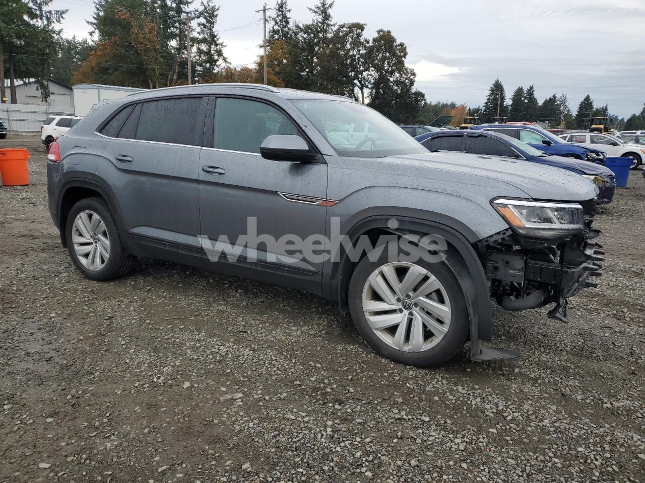 Photo 4 of 2022 VOLKSWAGEN ATLAS CROSS SPORT SE (VIN 1V2BR2CA1PC538048)