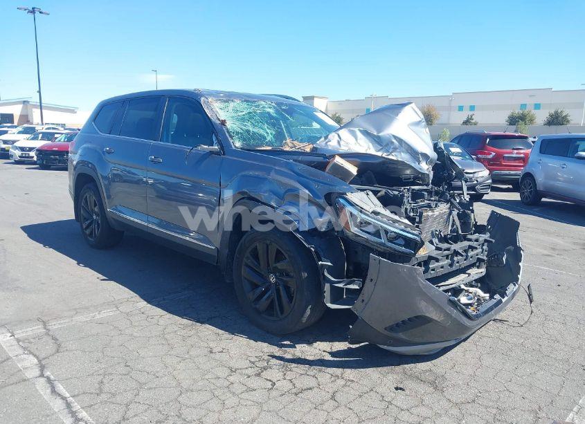 2021 Volkswagen Atlas 3.6L V6 SEL (VIN 1V2BR2CA2MC520525) main photo