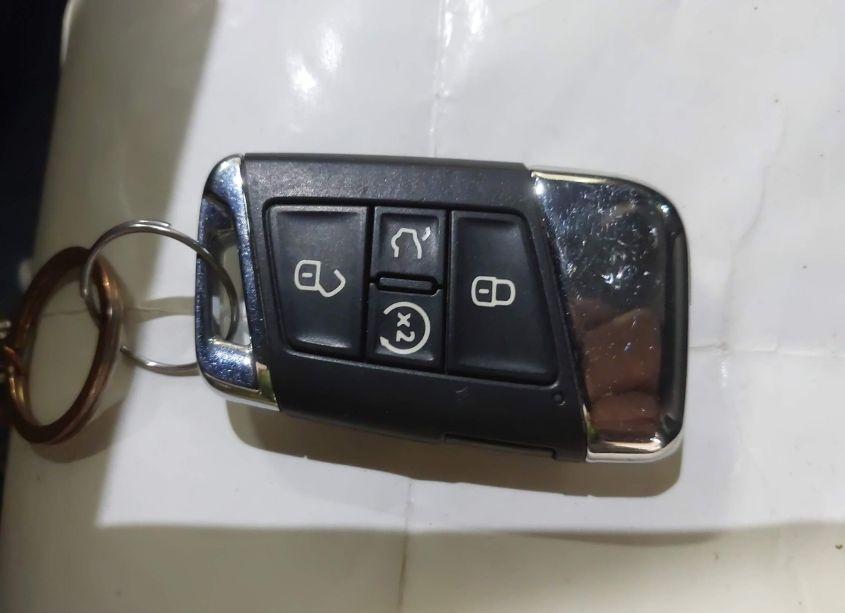 Photo 11 of 2021 Volkswagen Atlas 3.6L V6 SEL (VIN 1V2BR2CA2MC544386)