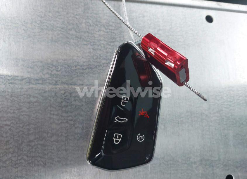 Photo 11 of 2024 Volkswagen Atlas 2.0T SEL (VIN 1V2BR2CA3RC513283)