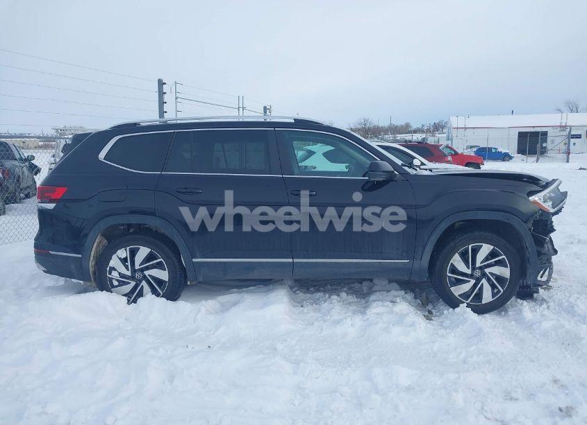 Photo 14 of 2024 Volkswagen Atlas 2.0T SEL (VIN 1V2BR2CA3RC513283)