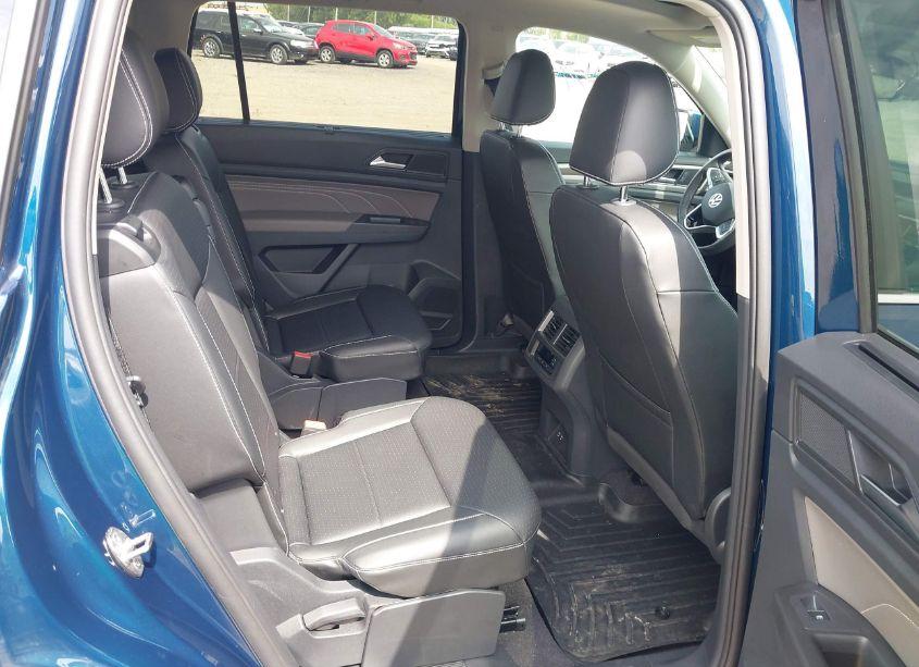 Photo 8 of 2022 Volkswagen Atlas 3.6L V6 SEL (VIN 1V2BR2CA4NC500228)