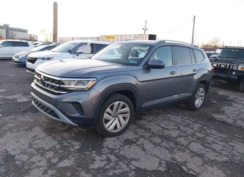 Photo 2 of 2021 Volkswagen Atlas 3.6L V6 SEL (VIN 1V2BR2CA6MC525985)