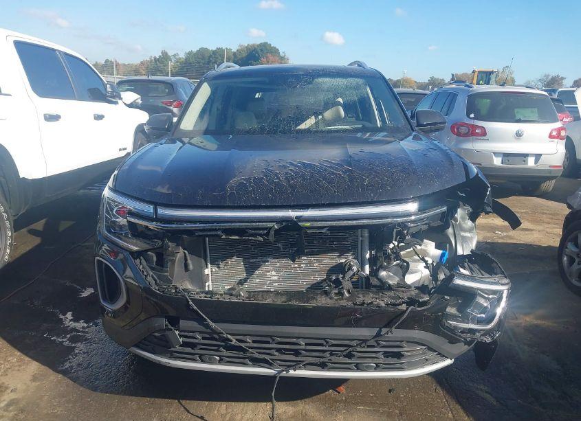 Photo 13 of 2024 Volkswagen Atlas 2.0T SEL (VIN 1V2BR2CA6RC517277)