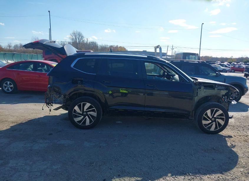 Photo 14 of 2024 Volkswagen Atlas 2.0T SEL (VIN 1V2BR2CA7RC518499)