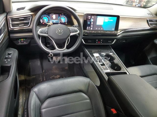 Photo 3 of 2024 VOLKSWAGEN ATLAS SEL (VIN 1V2BR2CA7RC580436)