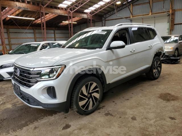 Photo 8 of 2024 VOLKSWAGEN ATLAS SEL (VIN 1V2BR2CA7RC580436)