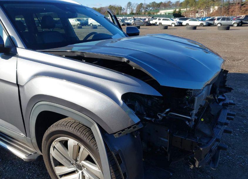 Photo 18 of 2021 Volkswagen Atlas 3.6L V6 SEL (VIN 1V2BR2CA8MC525387)