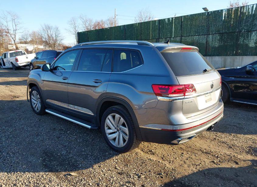 Photo 3 of 2021 Volkswagen Atlas 3.6L V6 SEL (VIN 1V2BR2CA8MC525387)
