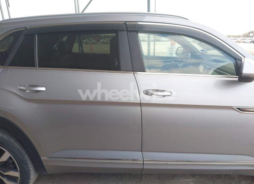 Photo 14 of 2021 Volkswagen Atlas CROSS SPORT 3.6L V6 SEL R-LINE (VIN 1V2CE2CA4MC203202)