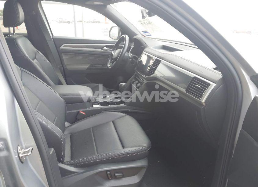 Photo 5 of 2021 Volkswagen Atlas CROSS SPORT 3.6L V6 SEL R-LINE (VIN 1V2CE2CA4MC203202)