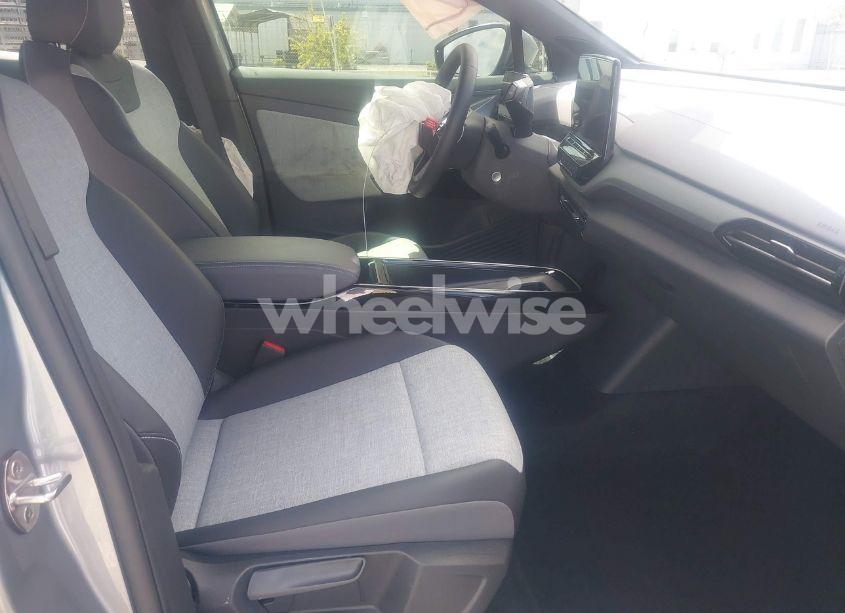 Photo 5 of 2023 Volkswagen Id.4 PRO (VIN 1V2CMPE85PC010829)