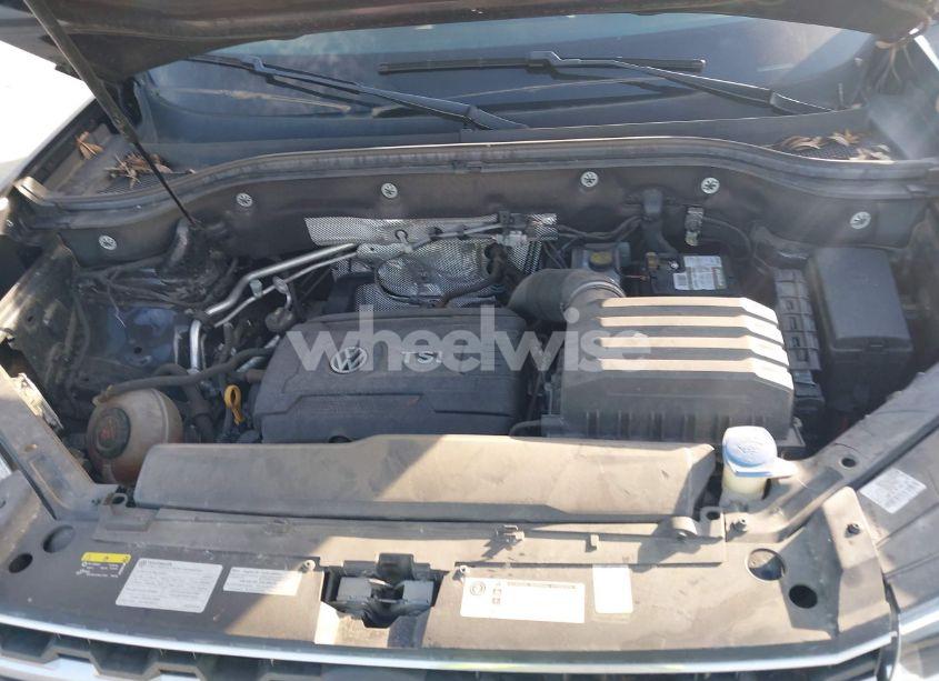 Photo 10 of 2018 Volkswagen Atlas 2.0T SE (VIN 1V2CP2CA4JC594194)