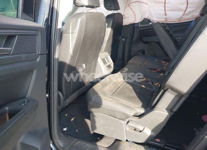 Photo 8 of 2018 Volkswagen Atlas 2.0T SE (VIN 1V2CP2CA4JC594194)