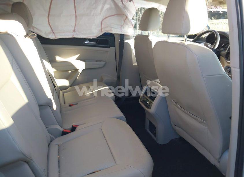 Photo 8 of 2018 Volkswagen Atlas 2.0T SE (VIN 1V2CP2CA7JC599731)