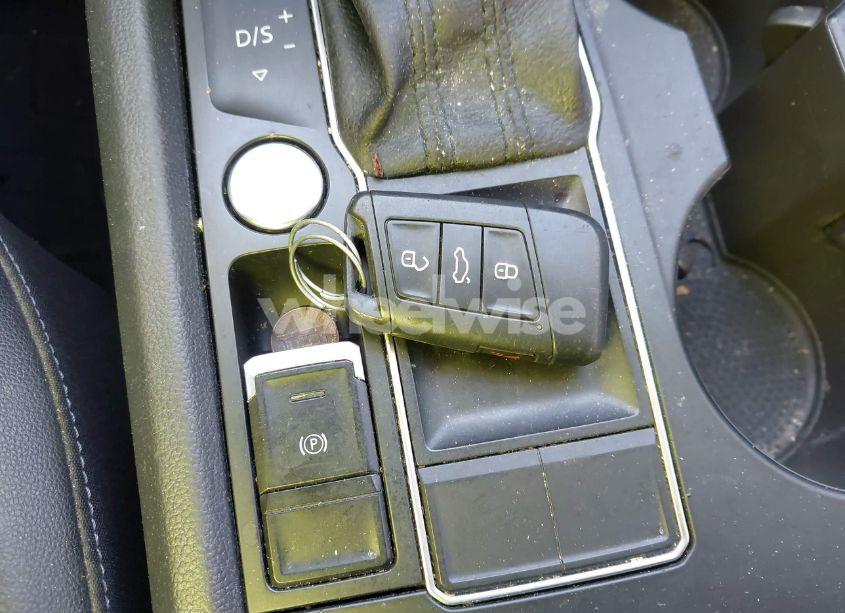 Photo 11 of 2018 Volkswagen Atlas 3.6L V6 SE (VIN 1V2CR2CA0JC545570)