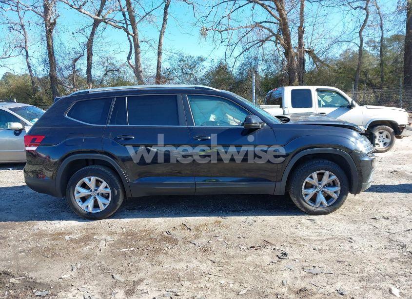 Photo 13 of 2018 Volkswagen Atlas 3.6L V6 SE (VIN 1V2CR2CA0JC545570)