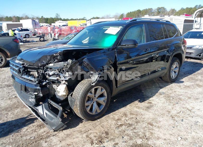 Photo 2 of 2018 Volkswagen Atlas 3.6L V6 SE (VIN 1V2CR2CA0JC545570)