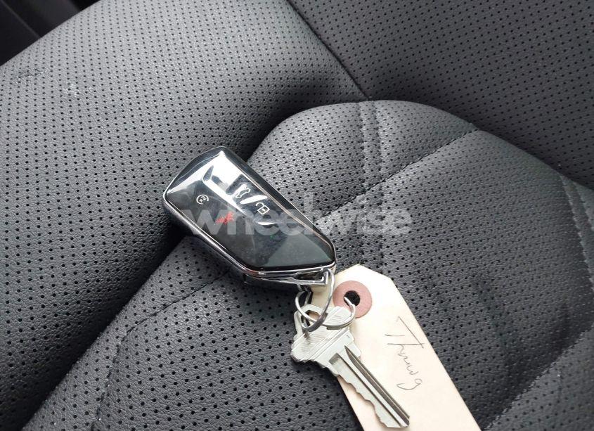 Photo 11 of 2024 Volkswagen Atlas 2.0T PEAK EDITION SE W/TECHNOLOGY (VIN 1V2CR2CA1RC575639)