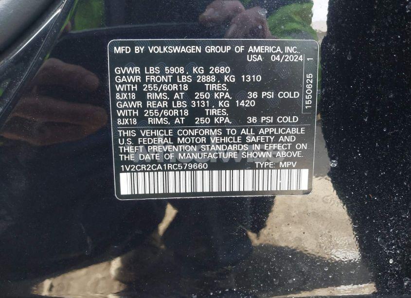 Photo 9 of 2024 Volkswagen Atlas 2.0T PEAK EDITION SE W/TECHNOLOGY (VIN 1V2CR2CA1RC579660)