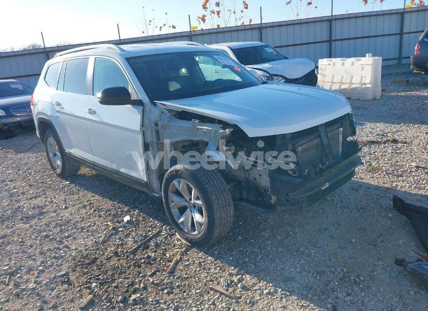 2018 Volkswagen Atlas 3.6L V6 SE (VIN 1V2CR2CA5JC556600) main photo
