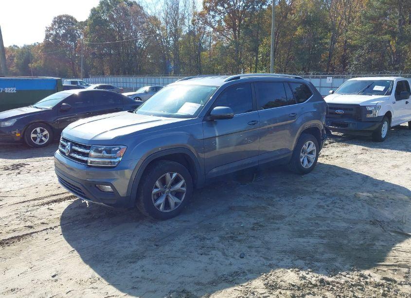 Photo 2 of 2018 Volkswagen Atlas 3.6L V6 SE (VIN 1V2CR2CA6JC515778)