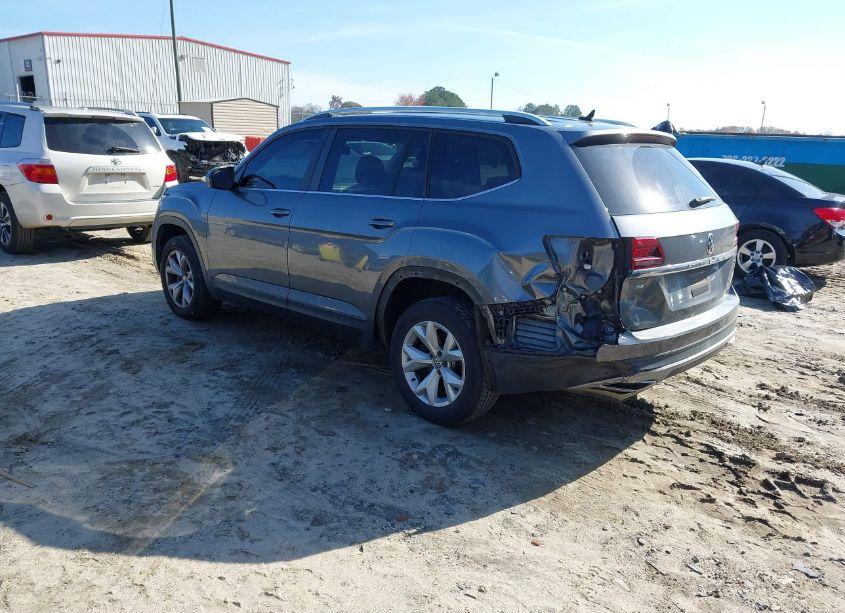 Photo 3 of 2018 Volkswagen Atlas 3.6L V6 SE (VIN 1V2CR2CA6JC515778)