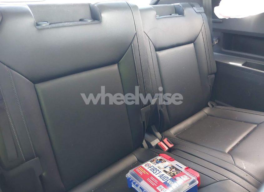 Photo 18 of 2018 Volkswagen Atlas 3.6L V6 SE (VIN 1V2CR2CA6JC570554)