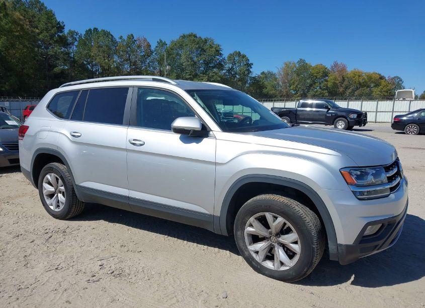 Photo 6 of 2018 Volkswagen Atlas 3.6L V6 SE (VIN 1V2CR2CA7JC528684)