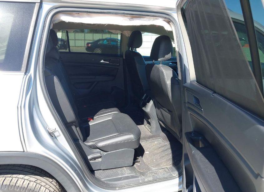 Photo 8 of 2018 Volkswagen Atlas 3.6L V6 SE (VIN 1V2CR2CA7JC528684)