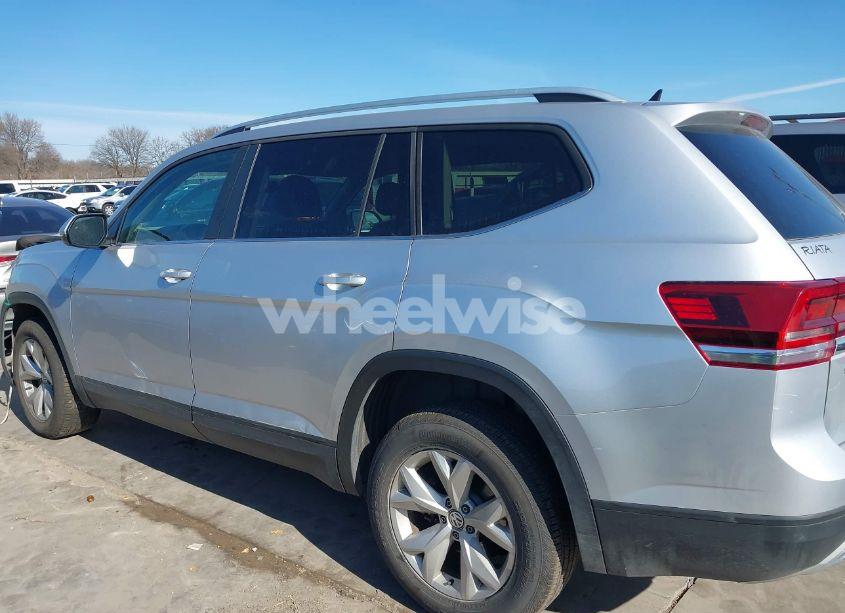 Photo 15 of 2018 Volkswagen Atlas 3.6L V6 SE (VIN 1V2CR2CA9JC566725)