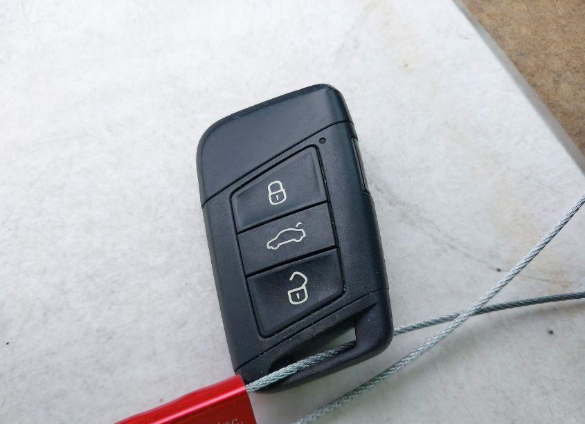 Photo 11 of 2018 Volkswagen Atlas 3.6L V6 SE (VIN 1V2CR2CAXJC568922)