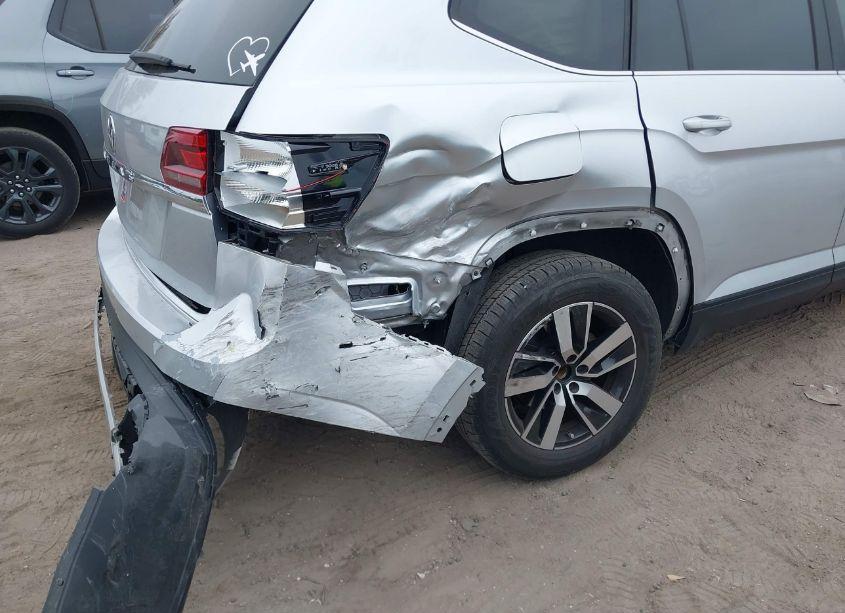 Photo 6 of 2018 Volkswagen Atlas 3.6L V6 SE (VIN 1V2CR2CAXJC568922)