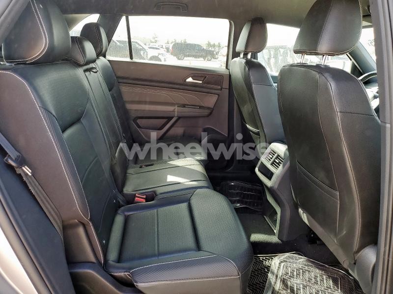 Photo 12 of 2022 VOLKSWAGEN ATLAS CROSS SPORT SE (VIN 1V2DC2CA8NC229670)