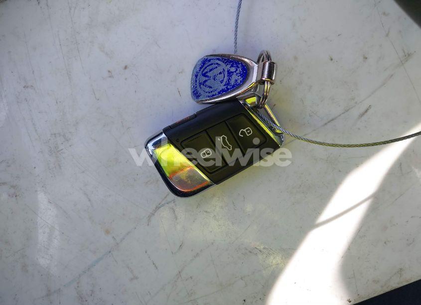 Photo 11 of 2022 Volkswagen Atlas CROSS SPORT 2.0T SE (VIN 1V2DC2CA9NC206785)