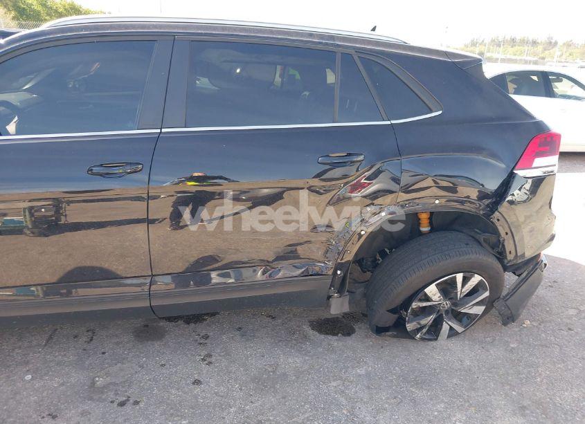 Photo 6 of 2022 Volkswagen Atlas CROSS SPORT 2.0T SE (VIN 1V2DC2CA9NC206785)