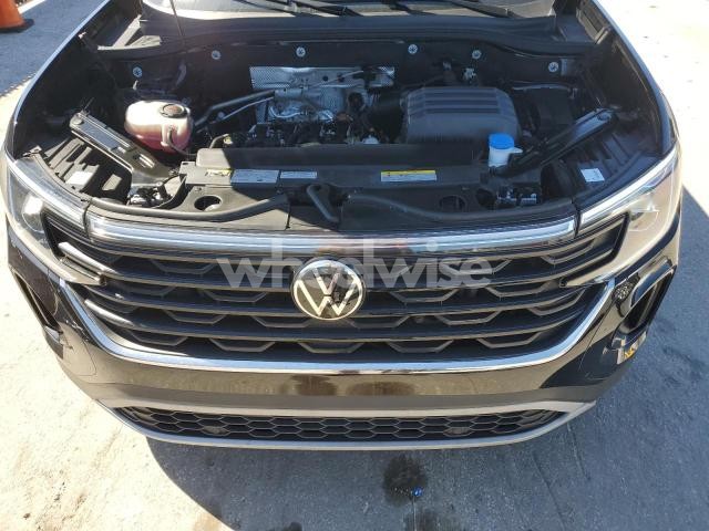 Photo 8 of 2024 VOLKSWAGEN ATLAS CROSS SPORT SE (VIN 1V2DE2CA0RC260444)