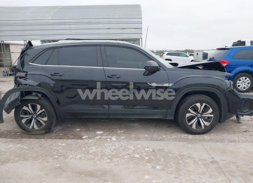 Photo 14 of 2024 Volkswagen Atlas CROSS SPORT 2.0T SE (VIN 1V2DE2CA5RC222501)