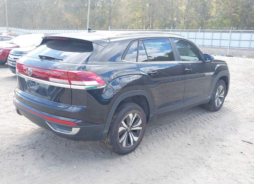 Photo 4 of 2024 Volkswagen Atlas CROSS SPORT 2.0T SE (VIN 1V2DE2CA6RC247715)