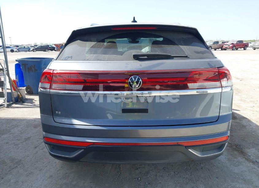 Photo 16 of 2024 Volkswagen Atlas CROSS SPORT 2.0T SE (VIN 1V2DE2CA8RC202274)