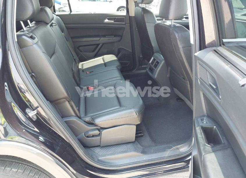 Photo 8 of 2018 Volkswagen Atlas 2.0T SE/2.0T SE W/TECHNOLOGY (VIN 1V2DP2CA0JC600433)