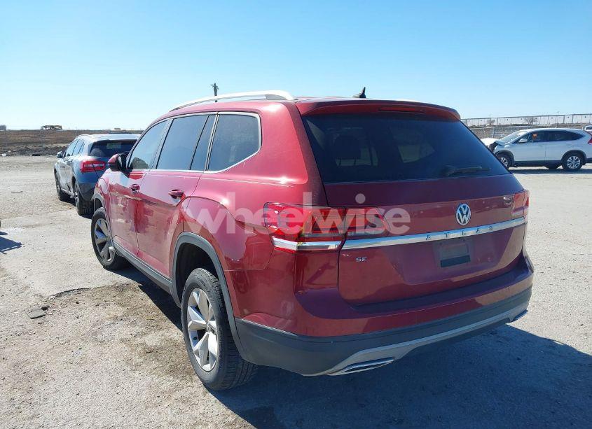 Photo 3 of 2019 Volkswagen Atlas 2.0T SE (VIN 1V2DP2CA0KC604516)