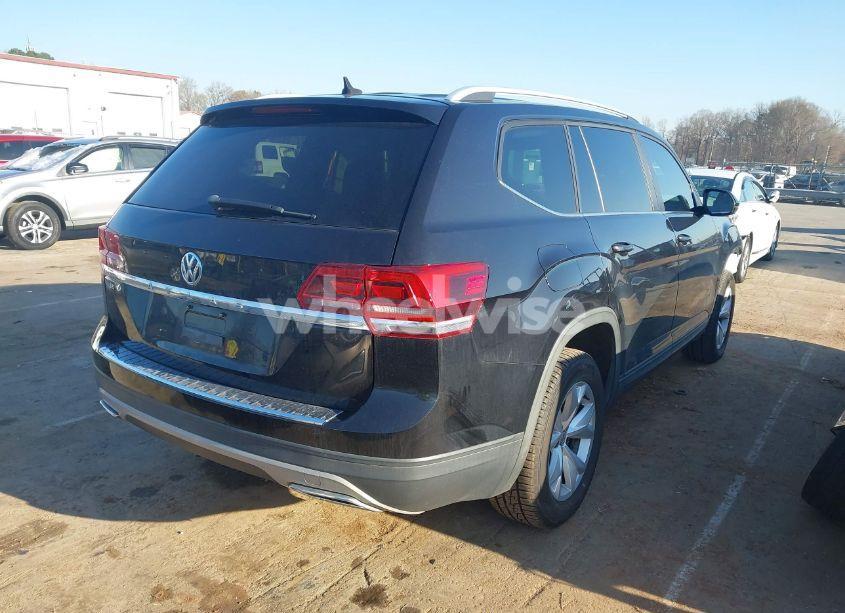 Photo 4 of 2019 Volkswagen Atlas 2.0T SE (VIN 1V2DP2CA1KC593476)