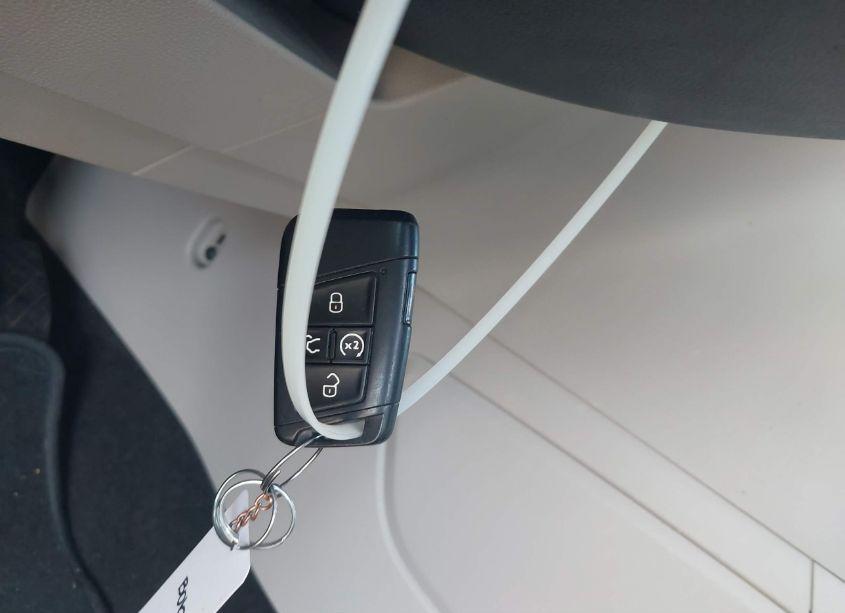 Photo 11 of 2018 Volkswagen Atlas 2.0T SE/2.0T SE W/TECHNOLOGY (VIN 1V2DP2CA2JC599396)