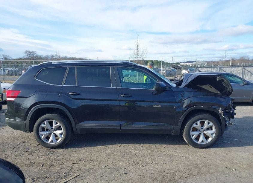 Photo 13 of 2018 Volkswagen Atlas 2.0T SE/2.0T SE W/TECHNOLOGY (VIN 1V2DP2CA2JC599396)