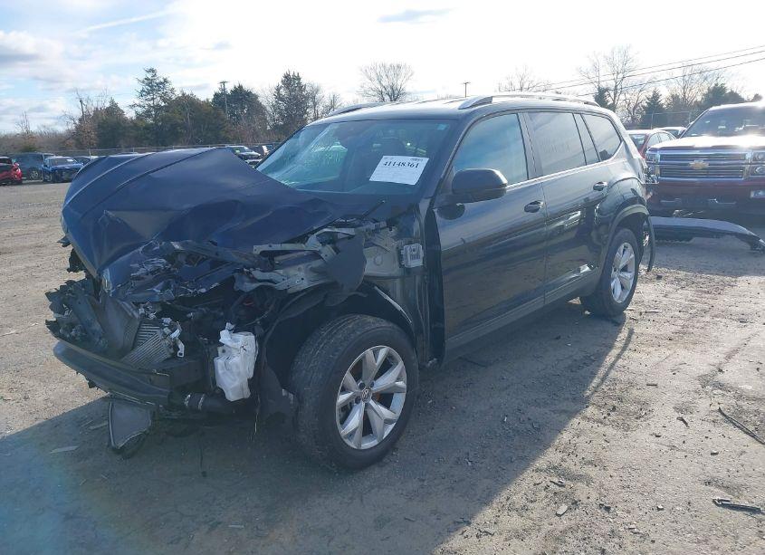Photo 2 of 2018 Volkswagen Atlas 2.0T SE/2.0T SE W/TECHNOLOGY (VIN 1V2DP2CA2JC599396)