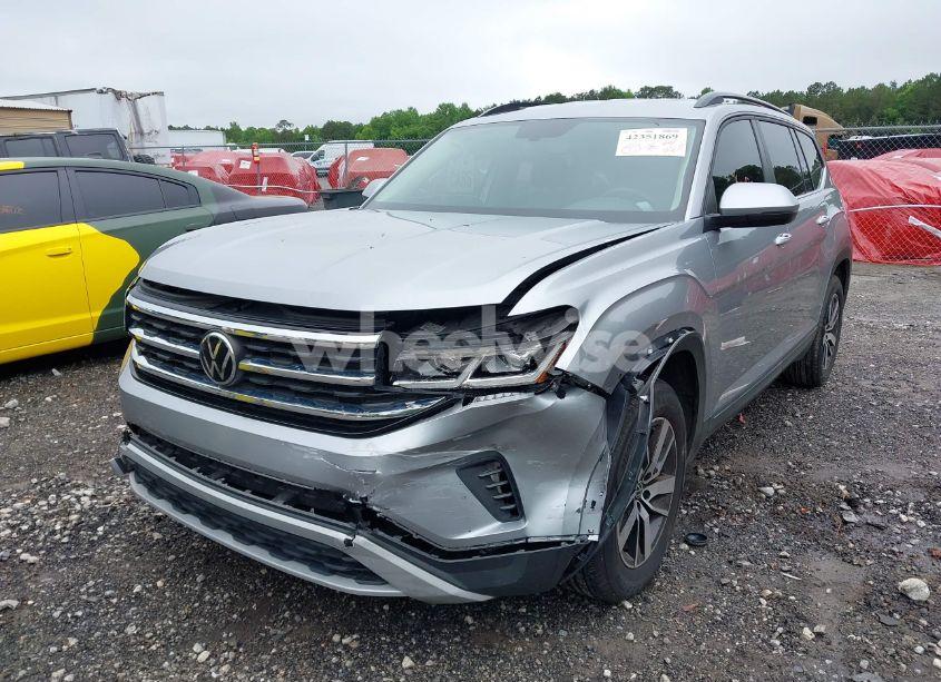 Photo 6 of 2022 Volkswagen Atlas 2.0T SE (VIN 1V2DP2CA2NC531329)