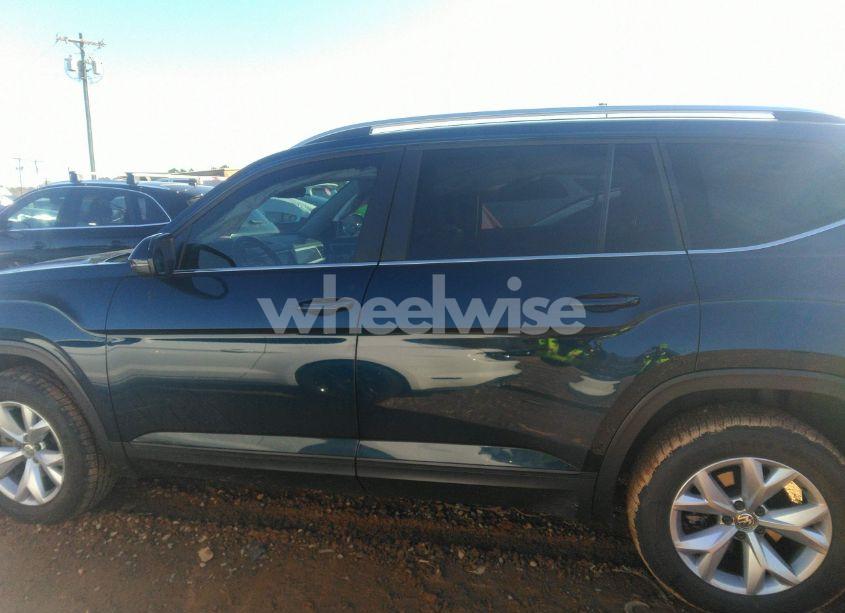 Photo 15 of 2018 Volkswagen Atlas 2.0T SE/2.0T SE W/TECHNOLOGY (VIN 1V2DP2CA3JC600913)