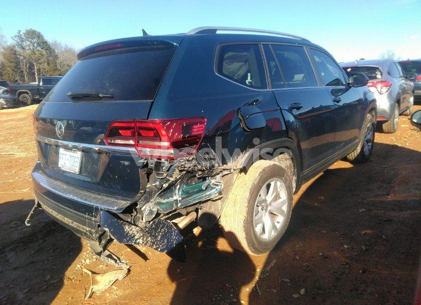 Photo 4 of 2018 Volkswagen Atlas 2.0T SE/2.0T SE W/TECHNOLOGY (VIN 1V2DP2CA3JC600913)